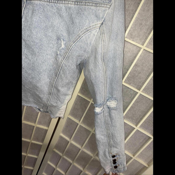 Revolve Retrofête Vivienne Denim Distressed Preppy Designer Jacket SMALL - Picture 8 of 15